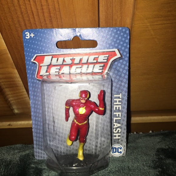 ULTRA RARE DC COMIC ACTION FIGURES - Picture 2 of 4